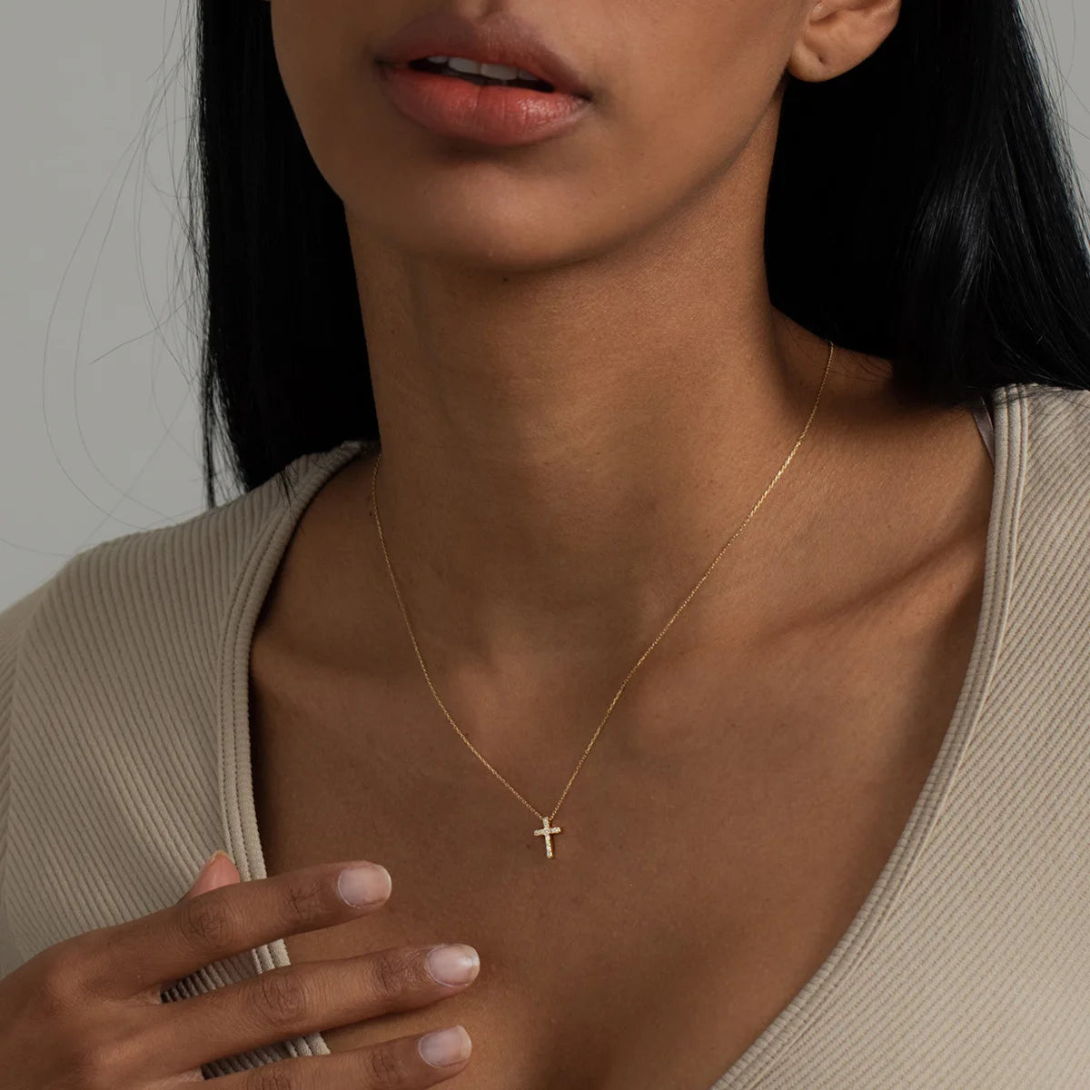 18k Gold Cross Necklace